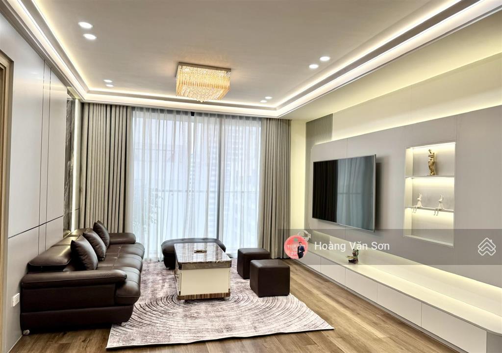 Chính chủ gửi bán 3pn2wc n04b ngoại giao đoàn, view thoáng hướng mát tầng 18 rất đẹp, nhà mới 100%
