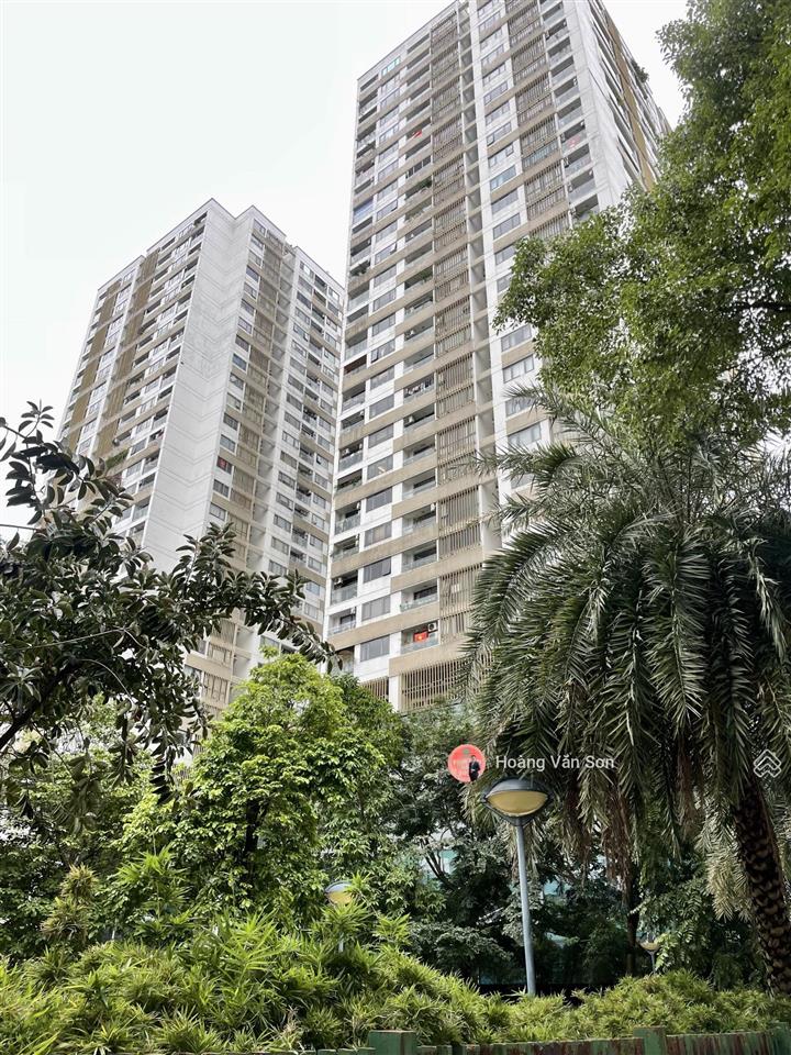 Chính chủ gửi bán 3pn2wc n04b ngoại giao đoàn, view thoáng hướng mát tầng 18 rất đẹp, nhà mới 100%