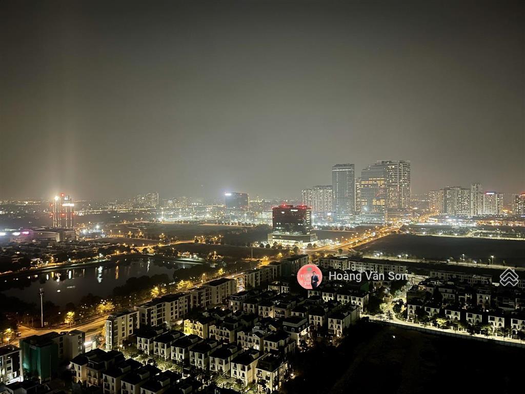 Cần bán trước tết căn 2pn2wc 82.6m2 đẹp nhất 6th element, full hiện đại, trẻ trung, view starlake