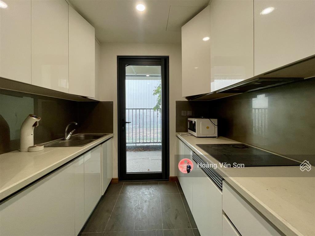 Bán 3 căn 3pn2wc 109m2 đẹp nhất 6th element hướng bắc  nam view starlake quá đẹp, tầng 2035, đẹp