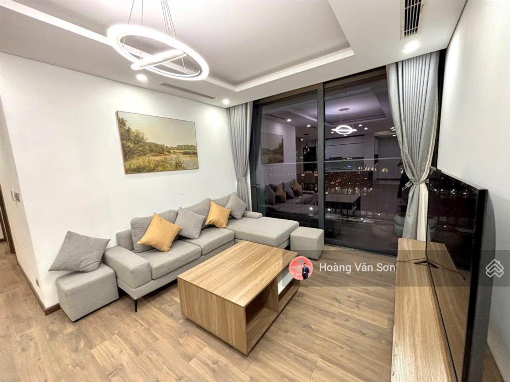 Bán căn góc 3pn2wc 122m2 n01t4 ngoại giao đoàn, tầng cao view starlake cực đẹp hướng nam mát, sổ đỏ