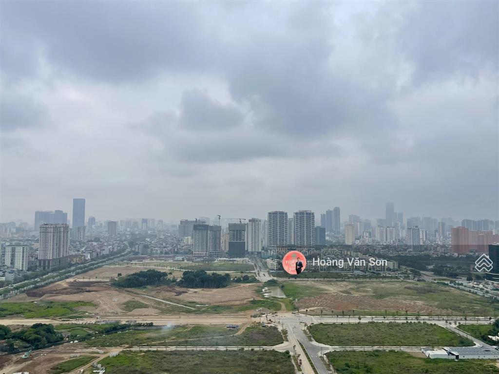 Bán căn góc 3pn2wc 122m2 n01t4 ngoại giao đoàn, tầng cao view starlake cực đẹp hướng nam mát, sổ đỏ