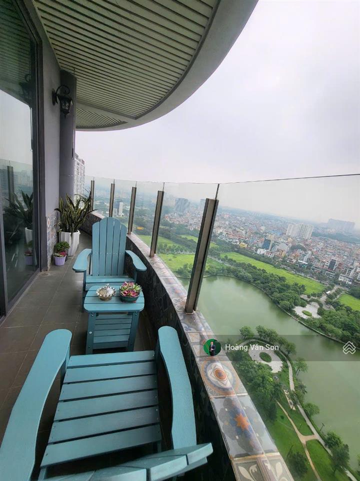 Bán căn hộ 05 hoa hậu n01t8 tầng cao, view hồ điều hòa, sông hồng cực đẹp, ban công rộng, full kính