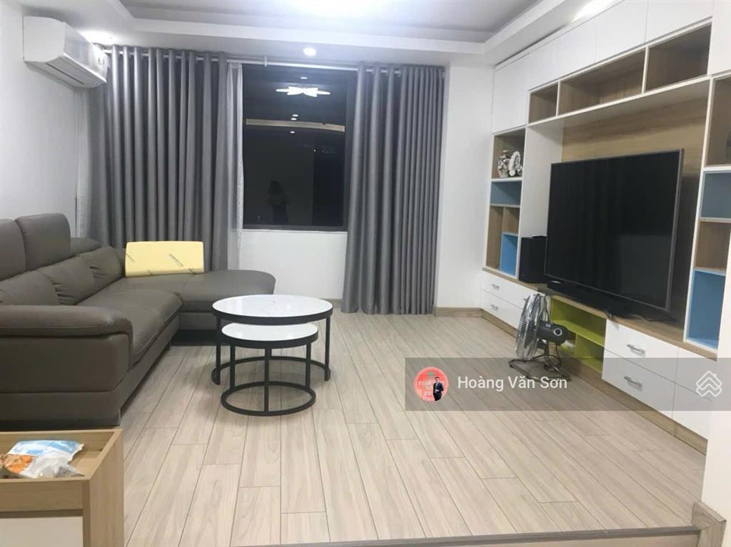 Chính chủ gửi bán 3pn2wc n04b ngoại giao đoàn, view thoáng hướng mát tầng 22 rất đẹp view hồ tây