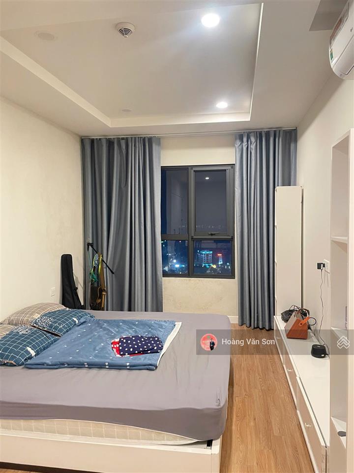 Slot xe đỗ hầm  12 tỷ căn góc 3pn2wc kosmo tây hồ view trọn hồ tây, tầng cao 30, đẹp nhất kosmo