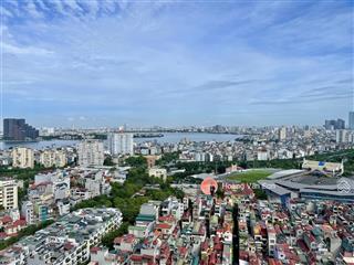 Slot xe đỗ hầm  12 tỷ căn góc 3pn2wc kosmo tây hồ view trọn hồ tây, tầng cao 30, đẹp nhất kosmo