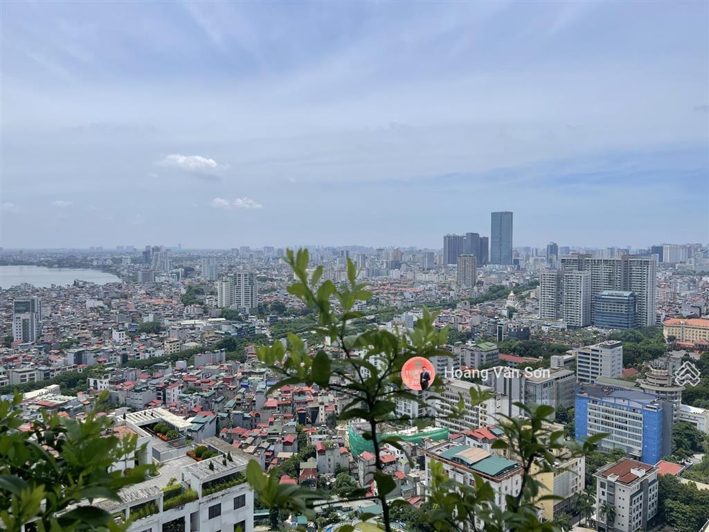 6th element 2pn 2wc 82.6m2 trục 01 toà d2 hướng nam view thành phố, tầng 20 rất đẹp, sẵn sổ xem 247