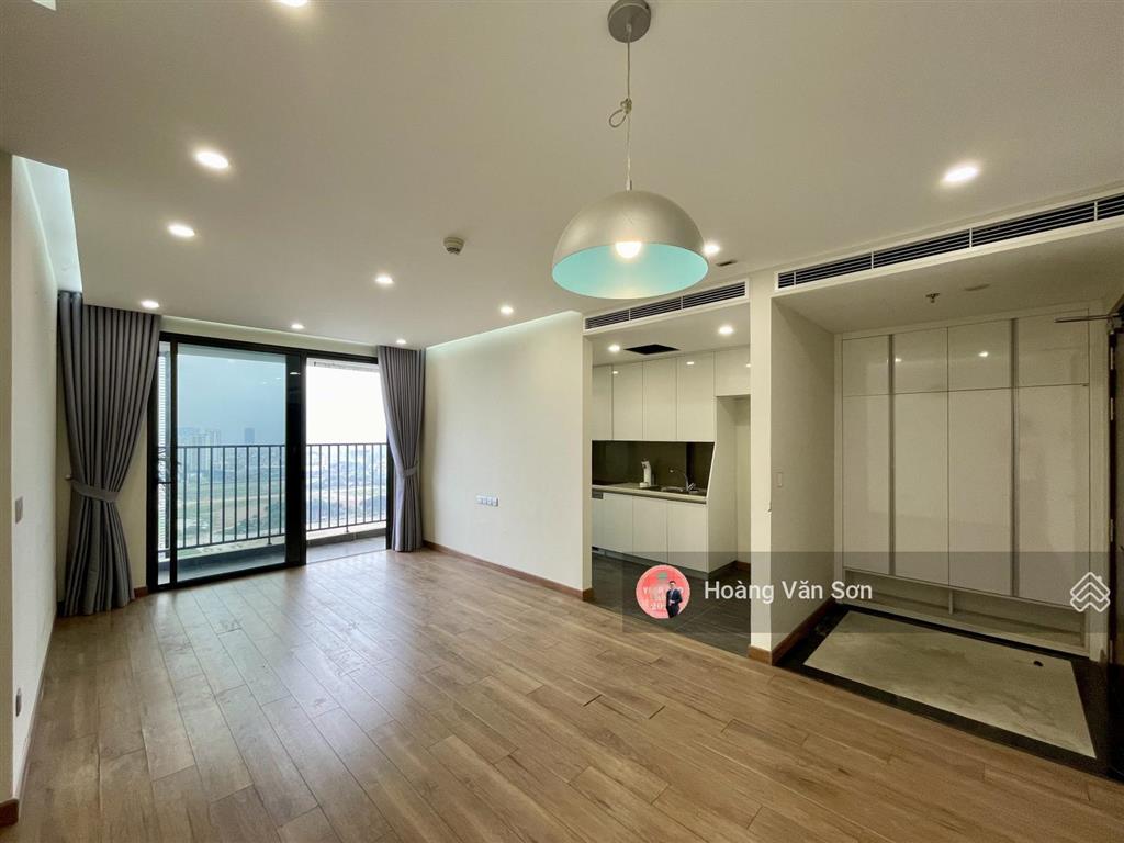 6th element 2pn 2wc 82.6m2 trục 01 toà d2 hướng nam view thành phố, tầng 20 rất đẹp, sẵn sổ xem 247