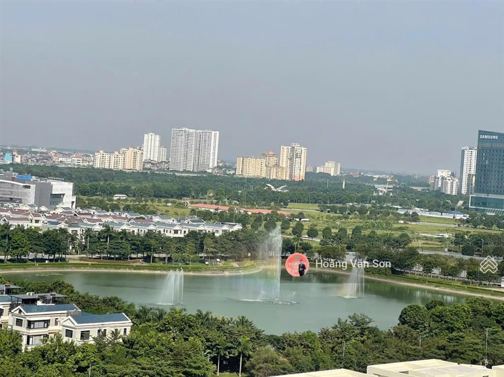 Chính chủ gửi bán nhanh hoa hậu 6th element 60m, tầng trung view hồ, sẵn sổ, chủ niềm nở, có lộc