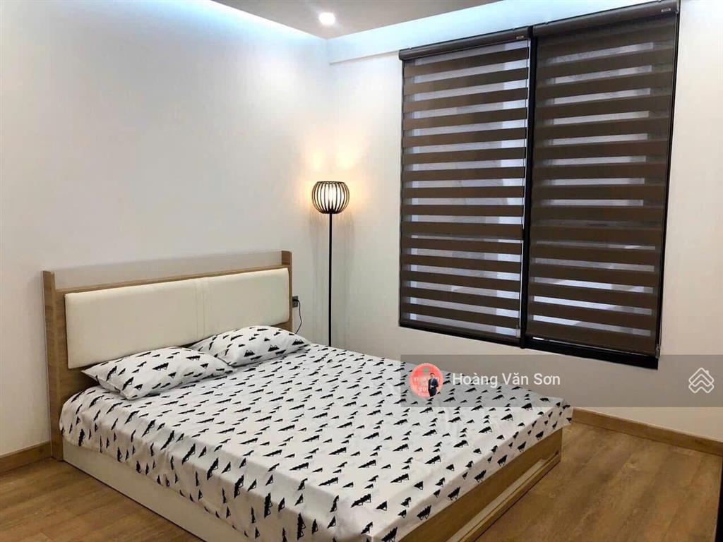 Gia đình em cần bán 6th element 60m2 hướng nam view vinaphone trước 20/05, giá đầu tư,  xem