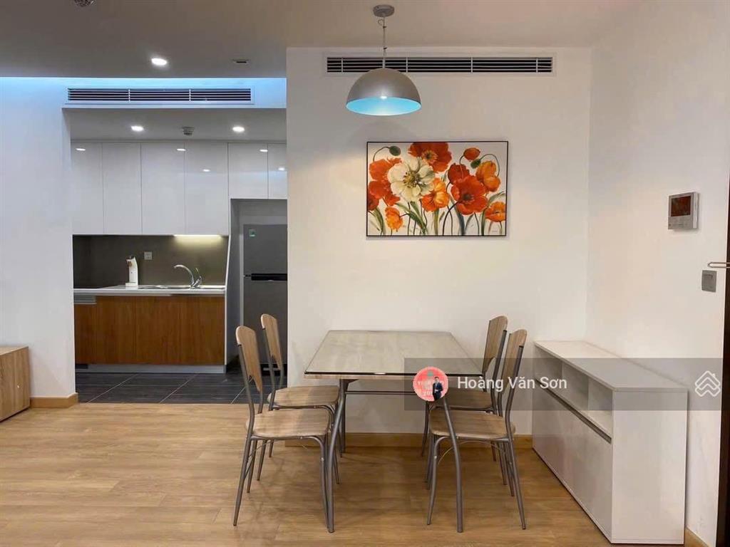 Gia đình em cần bán 6th element 60m2 hướng nam view vinaphone trước 20/05, giá đầu tư,  xem