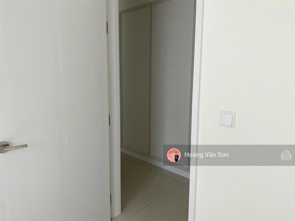 Chủ nhà cần tìm khách thuê căn type g  3pn2wc 113.2m2 hướng đông tòa 903 starlake tây hồ tây, full