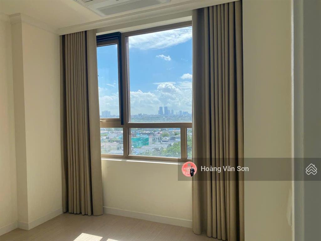 Chủ nhà cần tìm khách thuê căn type g  3pn2wc 113.2m2 hướng đông tòa 903 starlake tây hồ tây, full