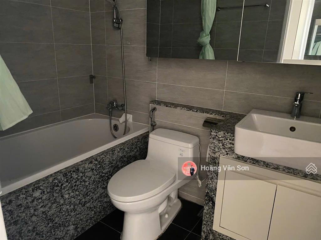 Chủ nhà cần tìm khách thuê căn type g  3pn2wc 113.2m2 hướng đông tòa 903 starlake tây hồ tây, full