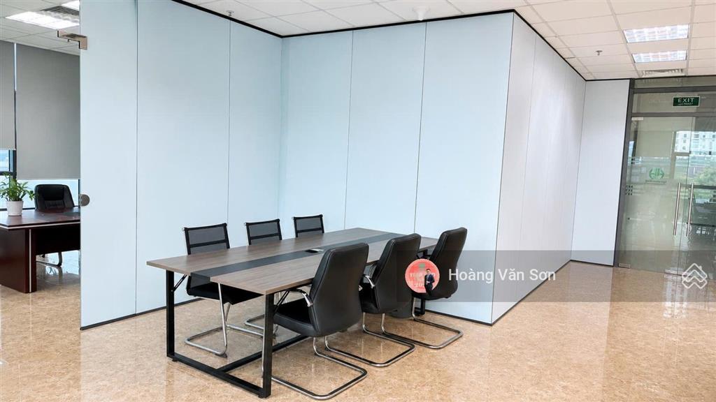 Cho thuê sàn văn phòng căn góc khối đế chung cư, đẹp nhất ngoại giao đoàn, phù hợp cty 40 nhân sự