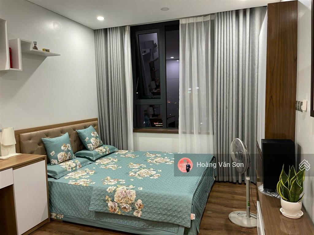 Cho thuê 3pn2wc căn góc n01t4 taseco view hồ đẹp như hình hiện đại, vào luôn, tầng trung, xem ngay