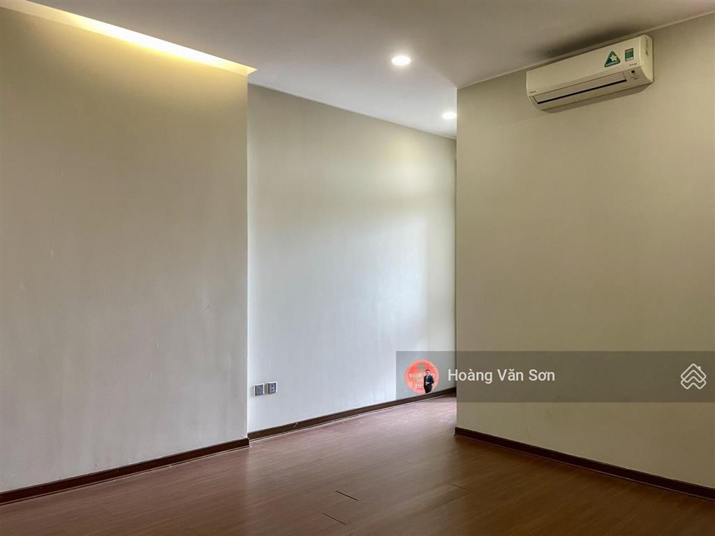 Cho thuê căn góc 3pn2wc tràng an complex, 98m2, cơ bản, ban công siêu rộng, thoáng, view công viên