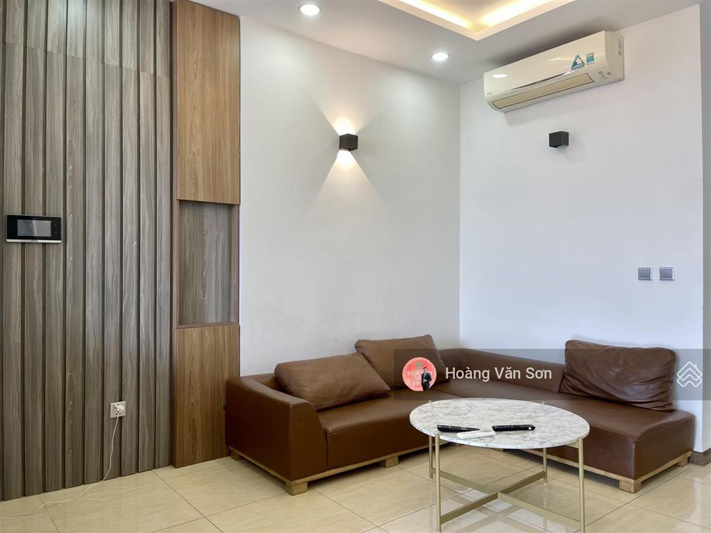Cho thuê căn góc 2pn2wc + 1 tràng an complex, 87.4m2, full cao cấp, view 2 mặt thoáng chếch hồ tây