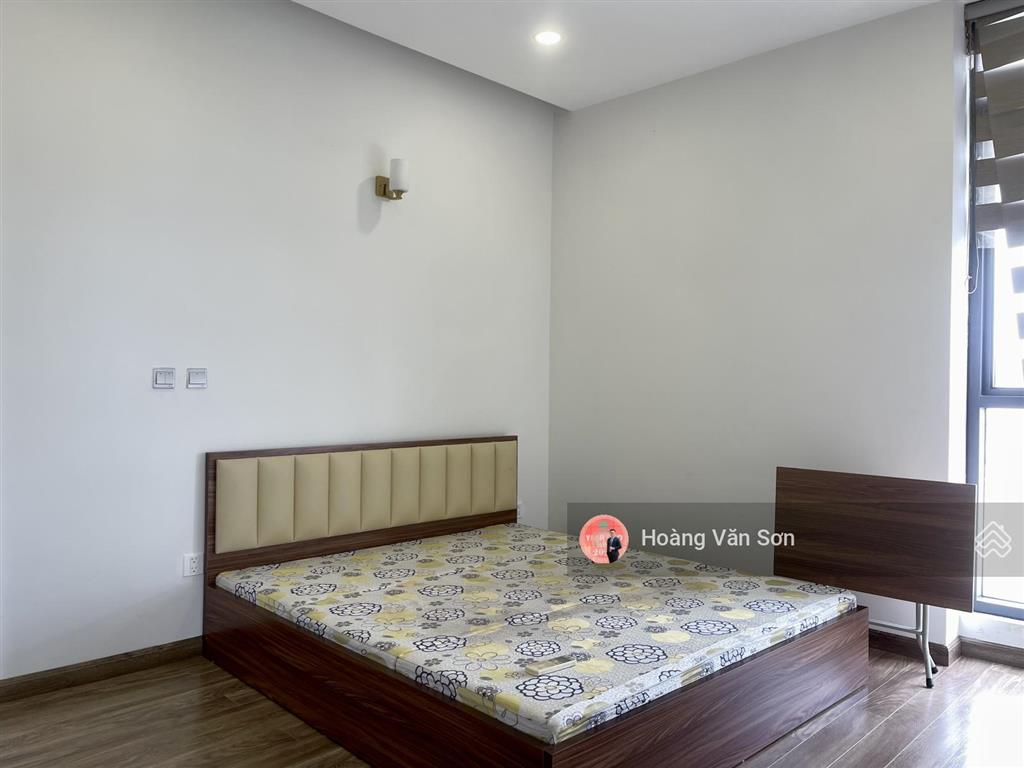 Cho thuê căn góc 2pn2wc + 1 tràng an complex, 87.4m2, full cao cấp, view 2 mặt thoáng chếch hồ tây
