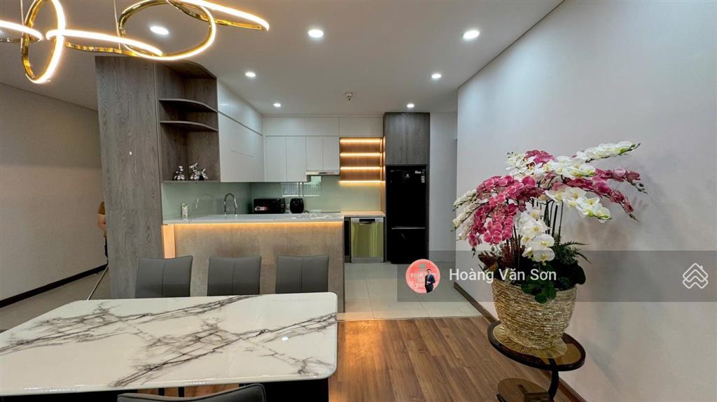(23 triệu) cho thuê 3pn2wc góc n03t2 taseco view hồ điều hoà, nhà đẹp như mới, vào luôn, xem 247
