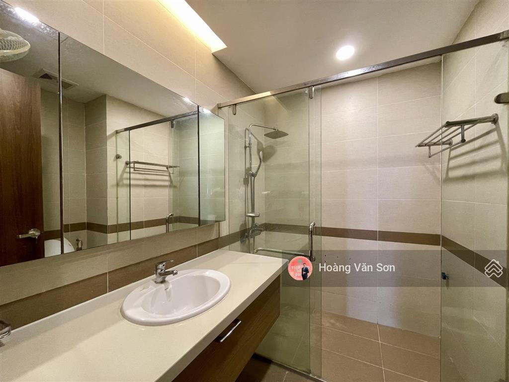 Hiếm! hướng nam  cho thuê căn góc 2pn2wc + 1 tràng an complex, 88m2, full cao cấp, 01/08 check in
