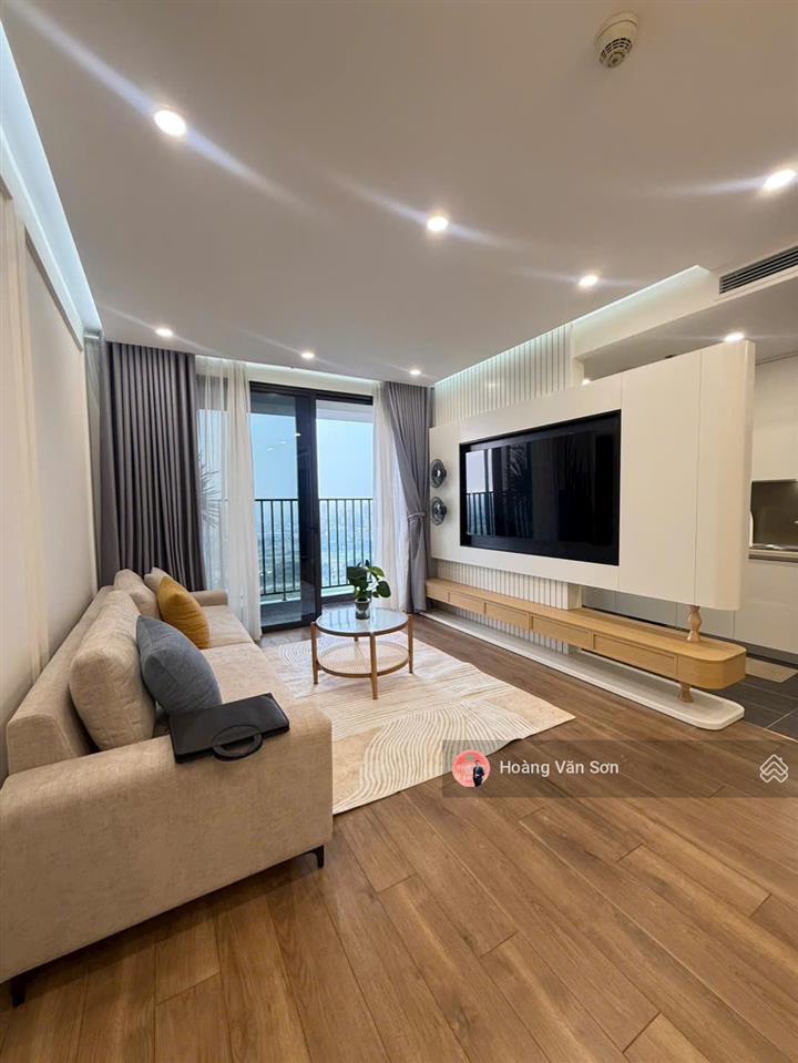 Bán căn 2pn 2wc 82,6m2 hoa hậu 6th element tòa d1 view starlake, tầng cao, nhà mới chưa ở ngày nào