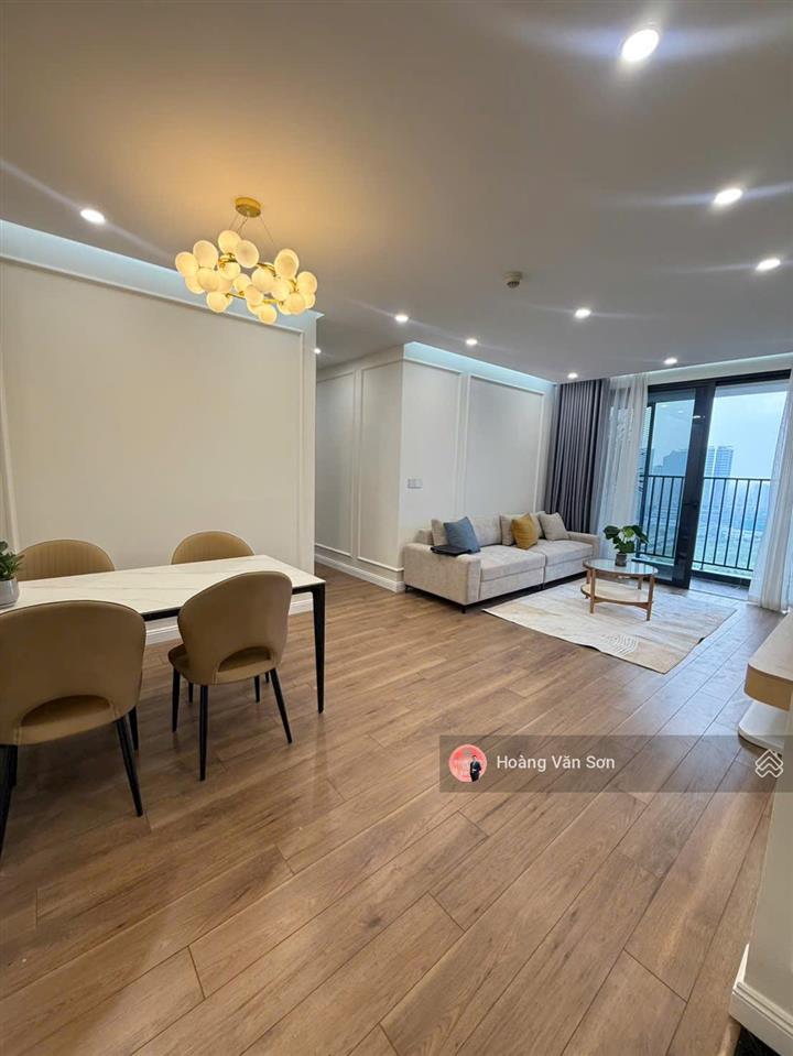 Bán căn 2pn 2wc 82,6m2 hoa hậu 6th element tòa d1 view starlake, tầng cao, nhà mới chưa ở ngày nào