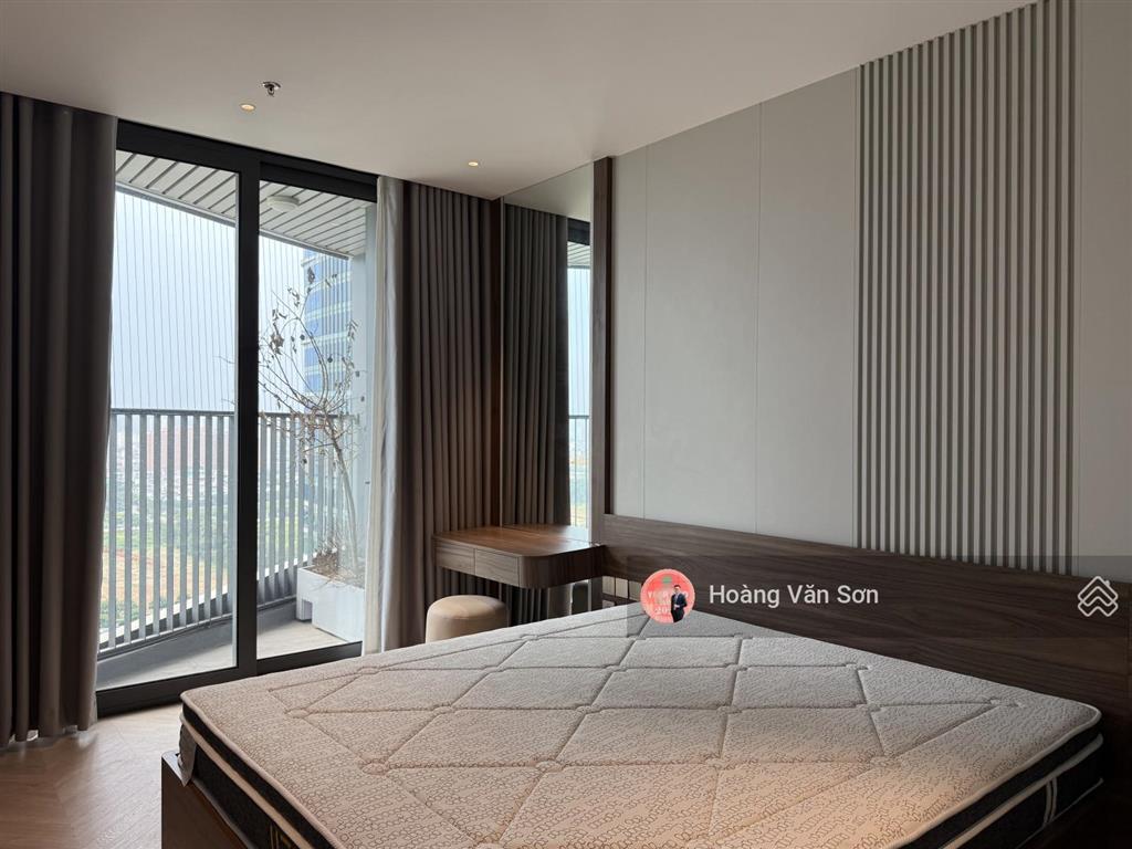 Giá tốt  bán căn hộ 3pn 2wc n01t6 han jardin 2 ban công, hướng nam, view shilla hotel, hồ tây
