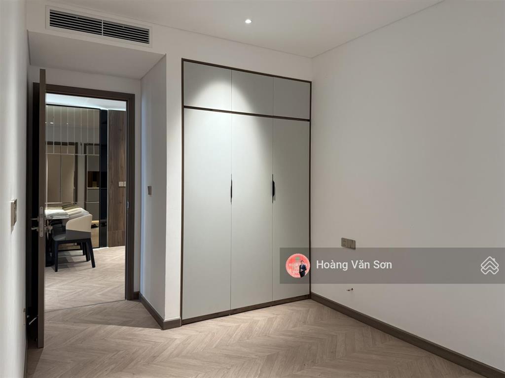 Giá tốt  bán căn hộ 3pn 2wc n01t6 han jardin 2 ban công, hướng nam, view shilla hotel, hồ tây