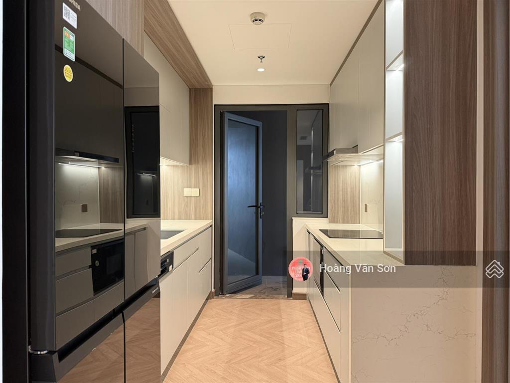 Giá tốt  bán căn hộ 3pn 2wc n01t6 han jardin 2 ban công, hướng nam, view shilla hotel, hồ tây
