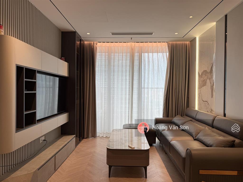 Giá tốt  bán căn hộ 3pn 2wc n01t6 han jardin 2 ban công, hướng nam, view shilla hotel, hồ tây