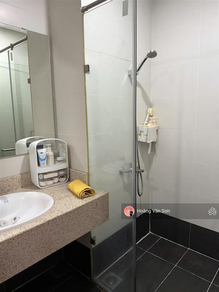 Chính chủ bán căn hộ 2pn 87m2 full nội thất, view hồ, toà n01t5 ngoại giao đoàn  giá hợp lý nhất