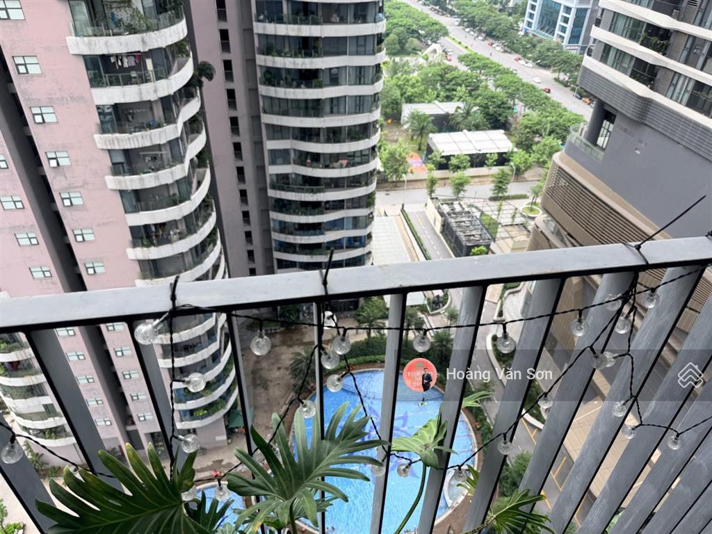 Giá giảm khá nhiều, thời điểm tốt để anh chị mua han jardin cao cấp ngoại giao đoàn để ở, đầu tư