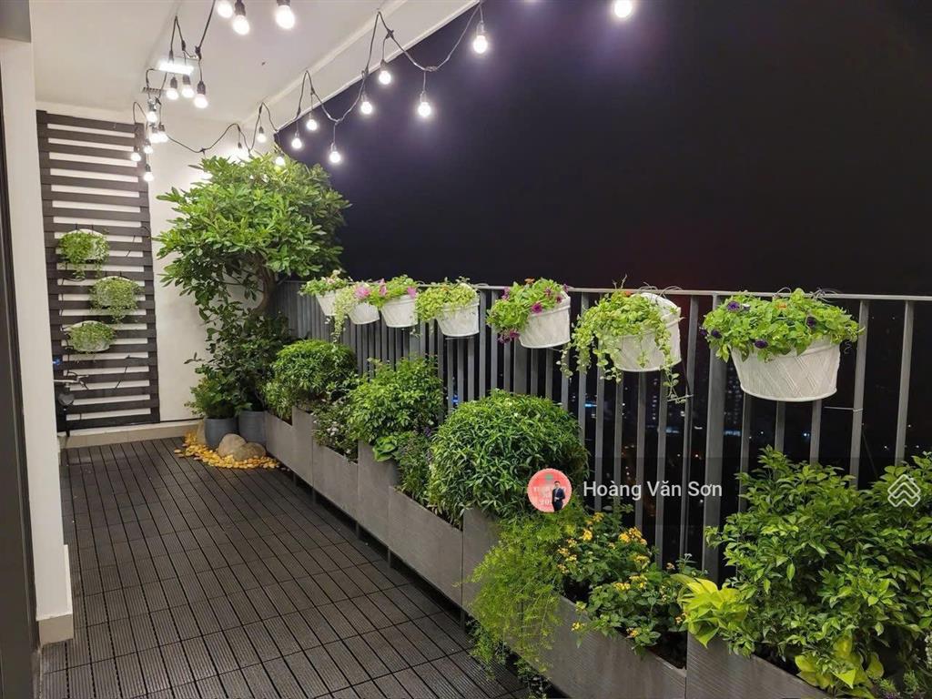 (55 triệu) có 102  cho thuê penthouse kosmo tây hồ full cao cấp, 188m2, như hình, 3pn + 1 đa năng