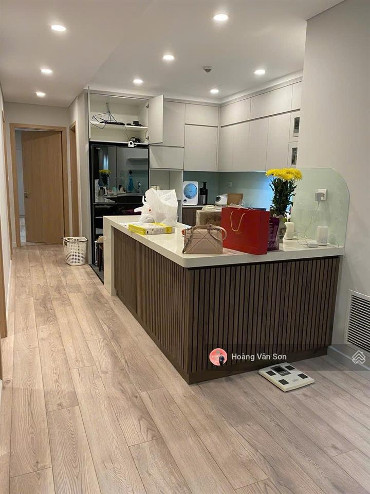(55 triệu) có 102  cho thuê penthouse kosmo tây hồ full cao cấp, 188m2, như hình, 3pn + 1 đa năng