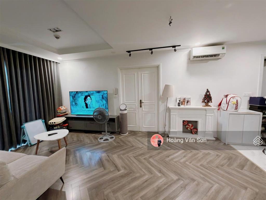 (9 tỷ) bán 2pn2wc 84m2 ban công đông nam giá tốt nhất kosmo tây hồ, tặng nội thất trị giá 500 triệu