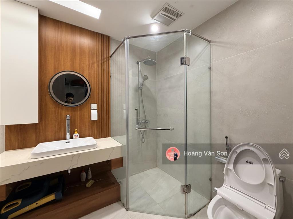 Hiếm! cho thuê penthouse duplex starlake tây hồ tây 231,4m2 đẹp căn góc 2 mặt thoáng, hướng nam mát