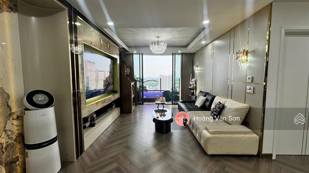 Bán căn góc 3pn2wc 122m2 vuông vắn layout đẹp n01t8 ngoại giao đoàn, giá cạnh tranh, xem nhà 24/7