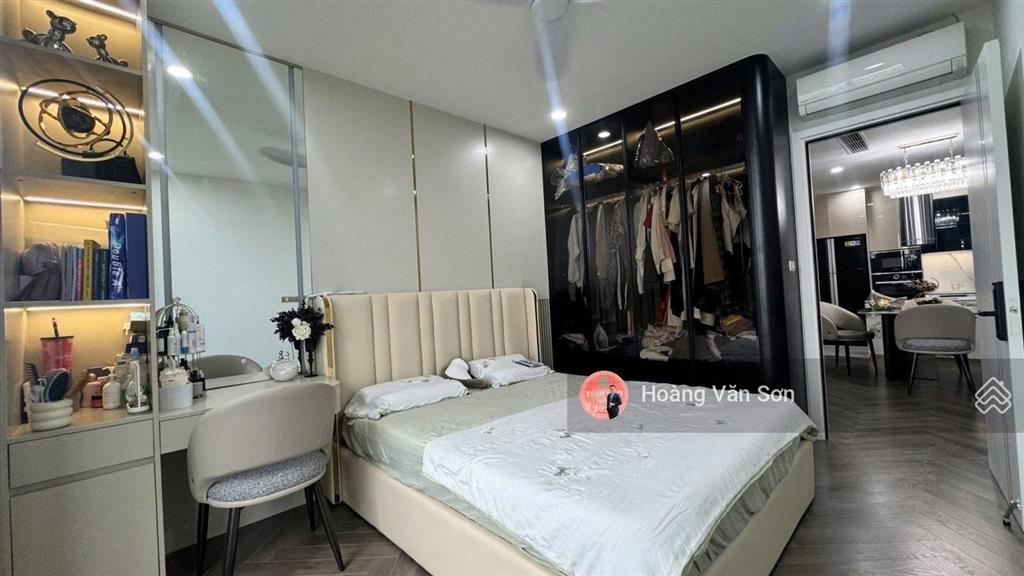 Bán căn góc 3pn2wc 122m2 vuông vắn layout đẹp n01t8 ngoại giao đoàn, giá cạnh tranh, xem nhà 24/7