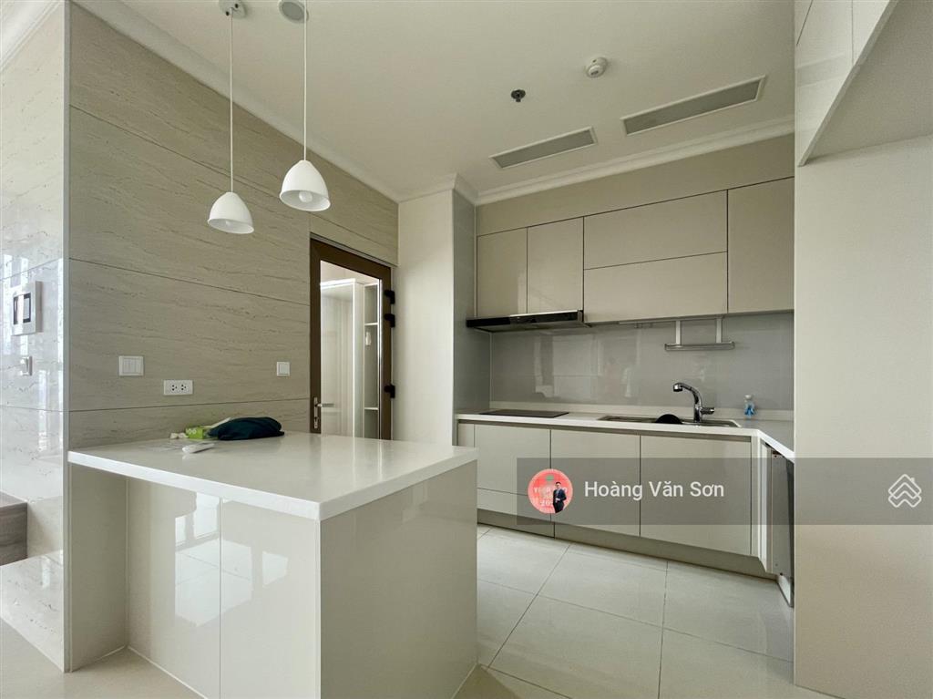 Giá tốt! chủ nhà cần bán căn type g  3pn2wc  113.2m2 starlake tây hồ tây, sẵn sổ, tầng 18 đẹp