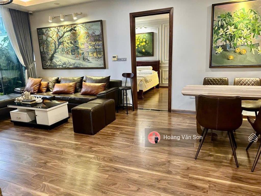 Chủ nhà cần bán nhanh 136m n01t8 ngoại giao đoàn, view hồ tây, hướng đông nam mát, 2 slot xe hầm