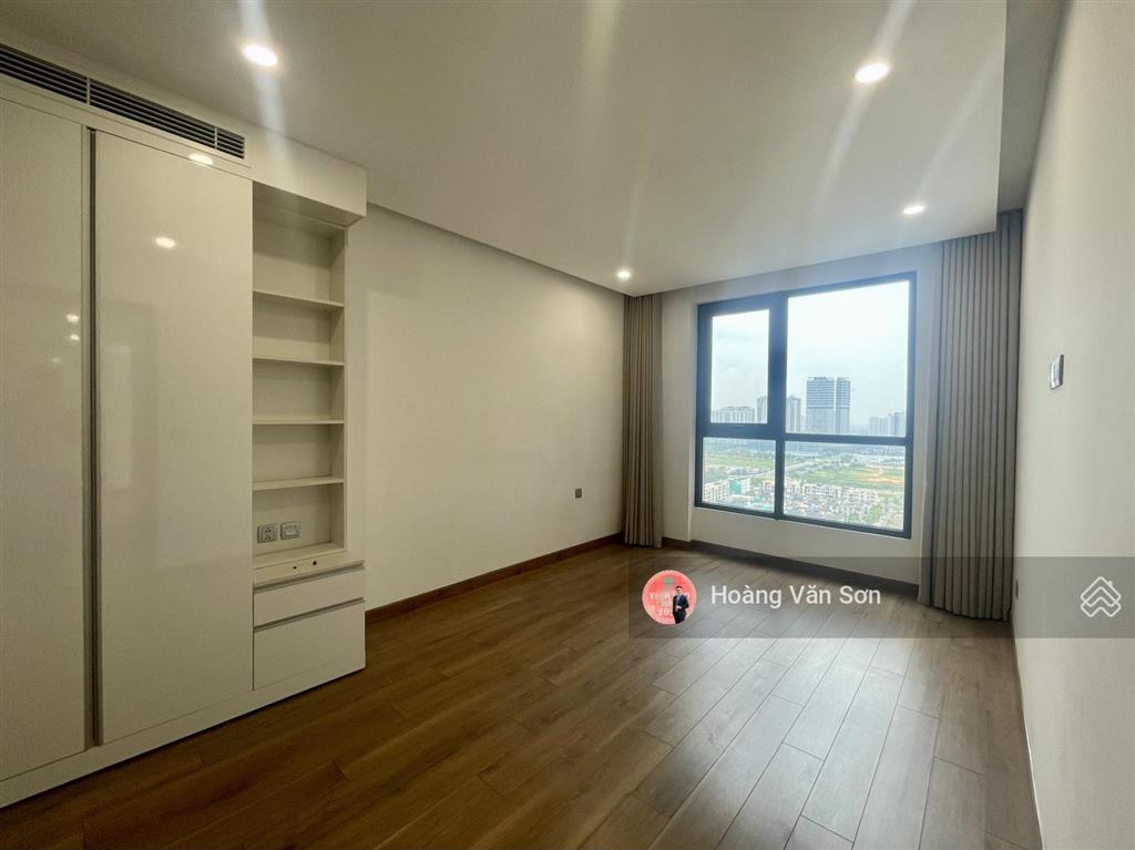 (14,5 triệu) cho thuê 2pn 2wc 6th element view biệt thự, hồ điều hoà starlake, nhà sạch đẹp như mới