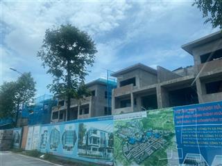 Bán biệt thự 372m2, đường 25m, trước mặt là 24 tòa chung cư, vị trí kinh doanh