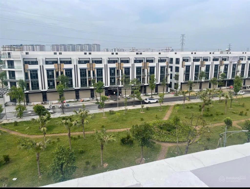 20 căn nhà liền kề, biệt thự vị trí kinh doanh, lô góc, mở nhà hàng, văn phòng quán cafe, làm kho..