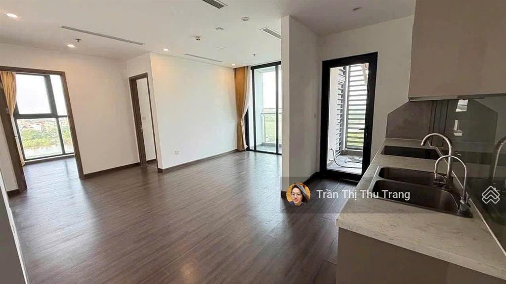 Sđcc bán gấp căn hộ 3n2vs vinhomes symphony 84m nội thất cđt giá 11,5 tỷ.  0966 275 ***