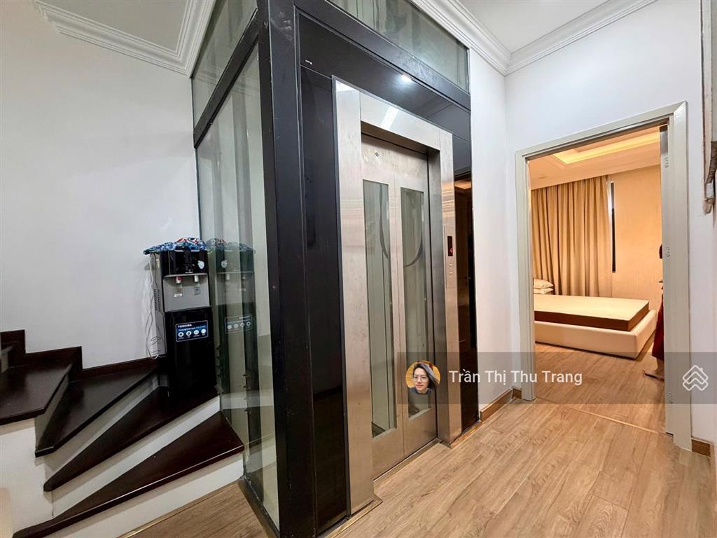 Bán liền kề sát hồ vinhomes the harmony 96m, đông nam, thang máy full nội thất, giá tốt0966 275 ***