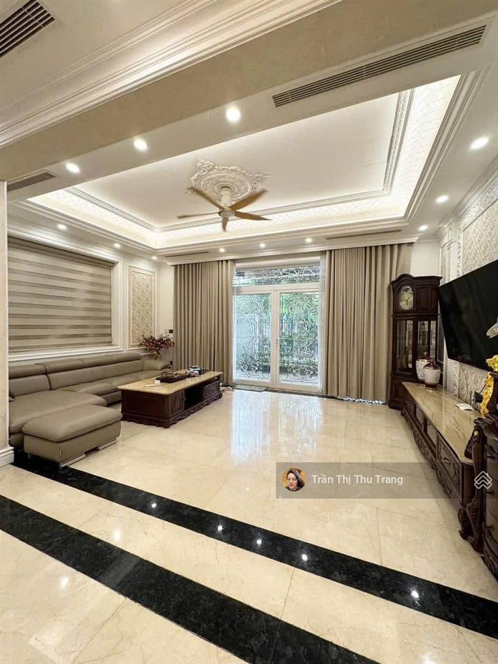 Cho thuê biệt thự đơn lập góc vinhomes the harmony đối diện vườn hoa  giá tốt  0966 275 ***