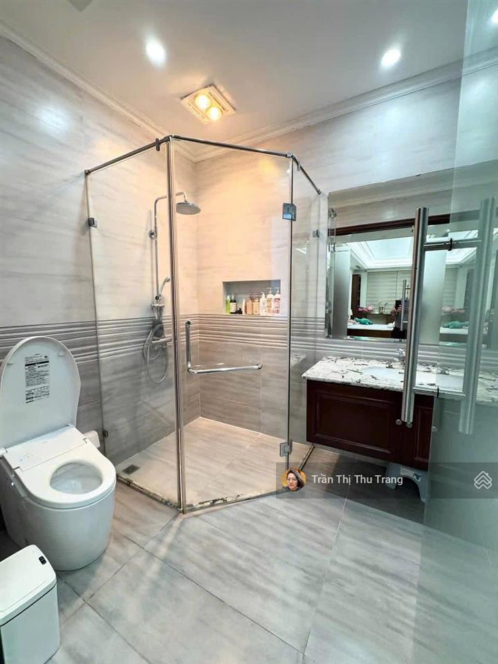 Cho thuê biệt thự đơn lập góc vinhomes the harmony đối diện vườn hoa  giá tốt  0966 275 ***