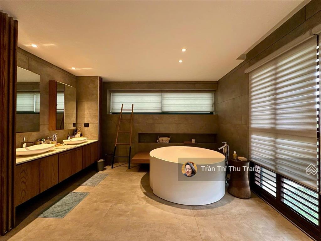 Dinh thự 786m vinhomes riverside | hoàn thiện đẹp | sân vườn riêng tư |  0966 275 ***