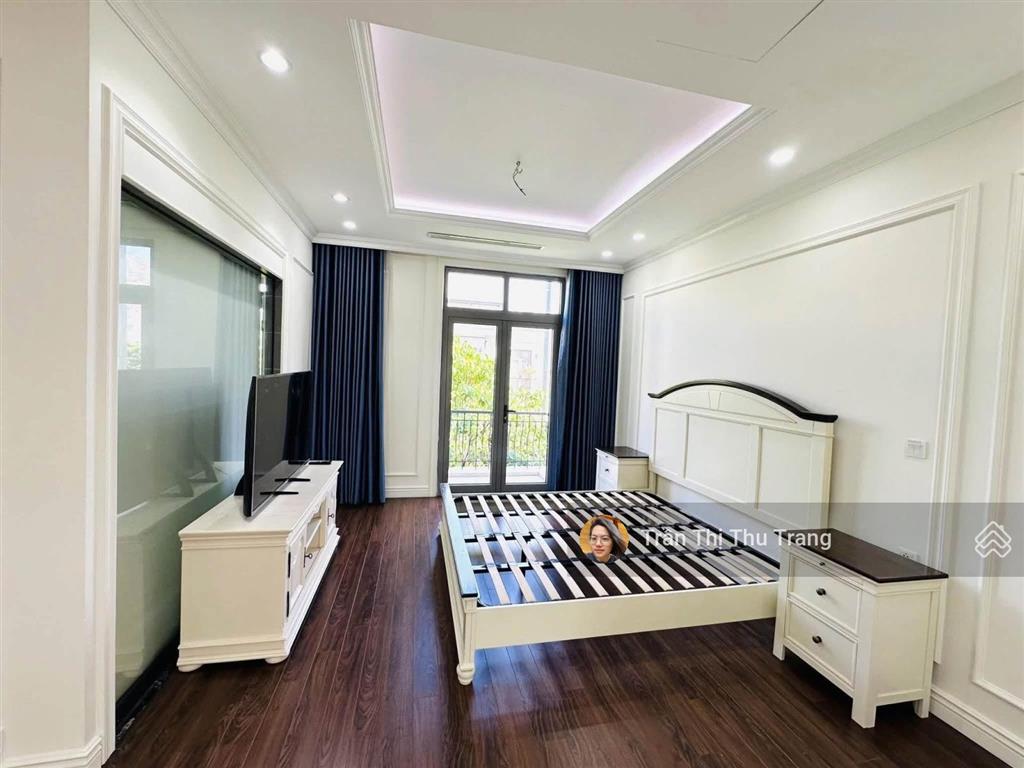 Cho thuê biệt thự liền kề vinhomes the harmony cạnh hồ 12ha.  0966 275 ***